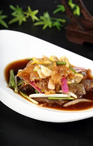 捞汁海蜇头图片