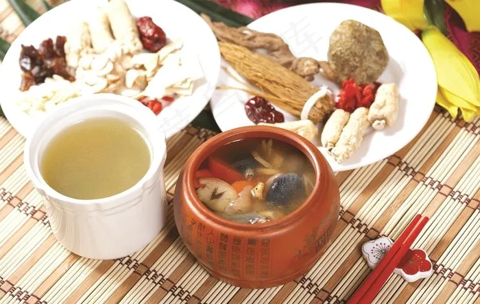 炖品汤羹图片