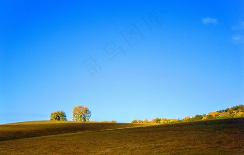 蓝天草坪草原背景海报素材图片