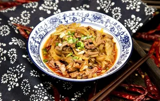 泡椒肉丝面图片