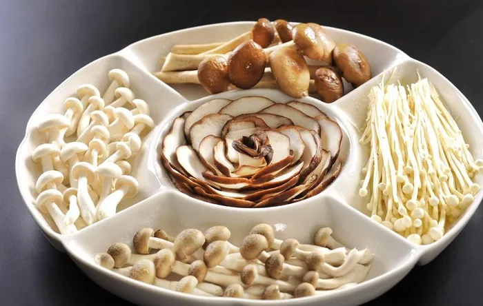 菌类拼盘图片