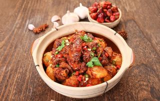 土豆烧鸡图片