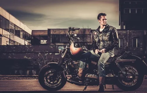 摩托车帅哥图片
