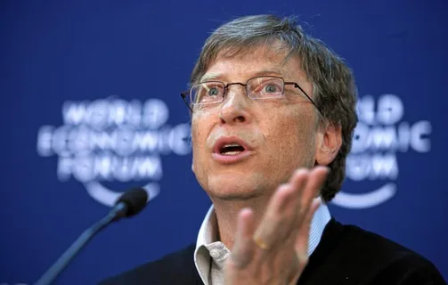 比尔盖茨在演讲图片