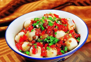 豫菜剁椒蒸芋头图片