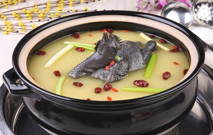 药膳乌鸡锅图片