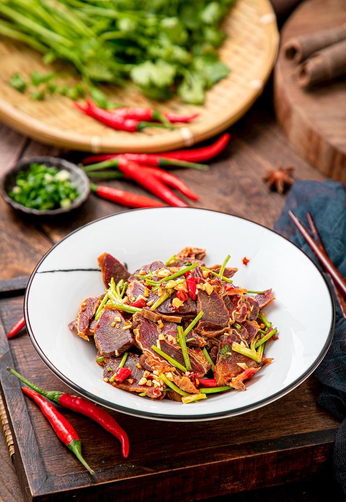 凉拌牛肉图片
