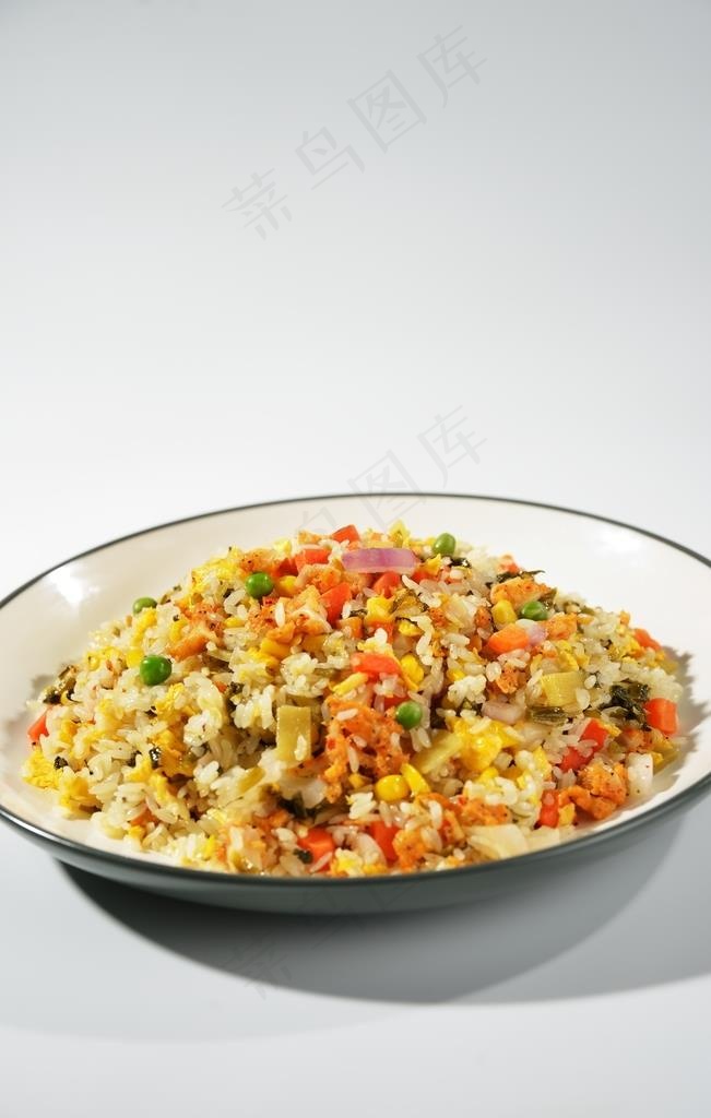 酸菜鸡脆骨炒饭图片