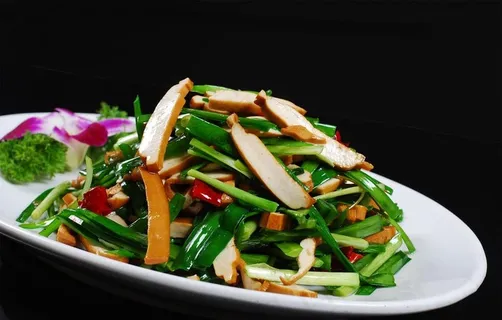 韭菜炒豆干图片 韭菜炒豆干图片