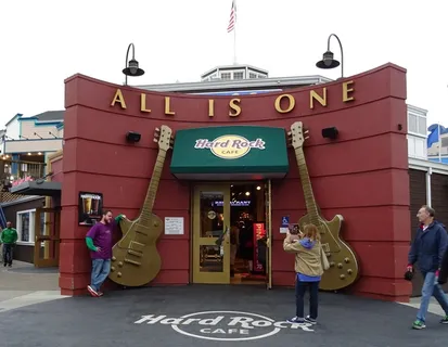 渔人码头39号码头，恩巴卡德罗大楼