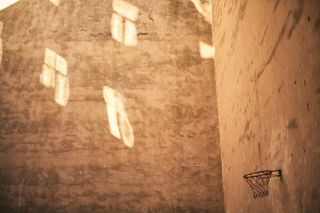 羊皮纸背景,绘画,旧纸,历史遗迹,篮球筐和斑驳的墙