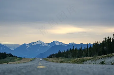 道路，目的地，山脉，天空，风景，方向