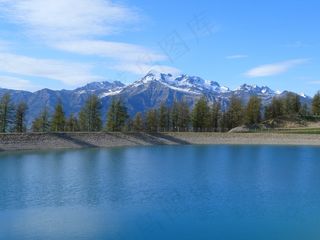 风景，山，坦克，水，天空，云，蓝色