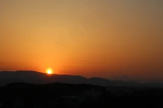日落，发光，太阳，山，天空，在晚上