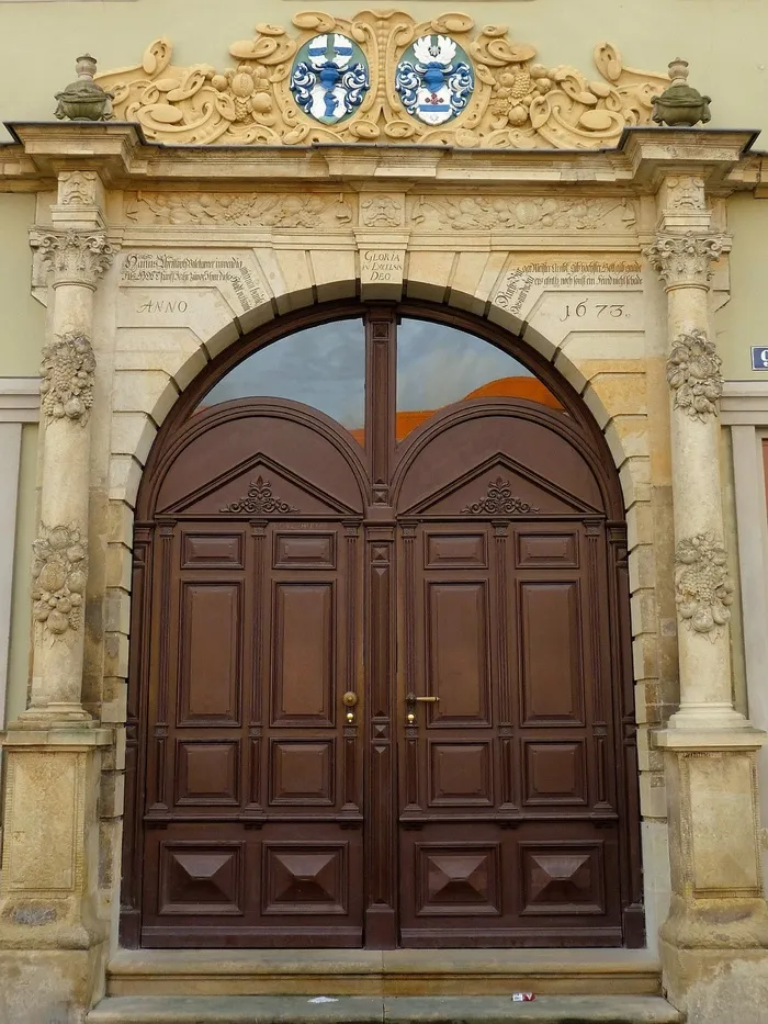 门，输入，旧门，门，门户，建筑物