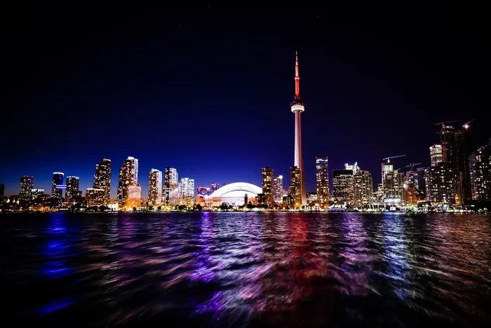 都市夜景,夜景照明,上海外滩,建筑,江河,城市天际线与晚上的河