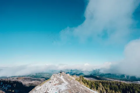 天空,风景,自然公园,山峦,湖泊,人山徒步旅行者徒步旅行 天空,风景,自然公园,山峦,湖泊,人山徒步旅行者徒步旅行