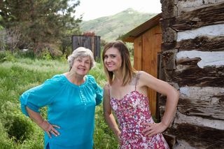 母亲，女儿，家庭，女孩，女人，女性，人