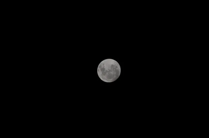 月亮，月光，夜，夜曲，天空，满月，天文