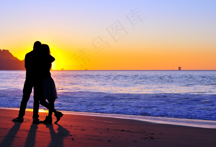 wanna touch u,天空,海洋,湖泊,屏幕截图,夫妇在日落时在海滩上拥抱的剪影
