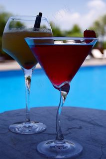 杯子,鸡尾酒,饮料/饮品,酒杯,鸡尾酒杯,干杯