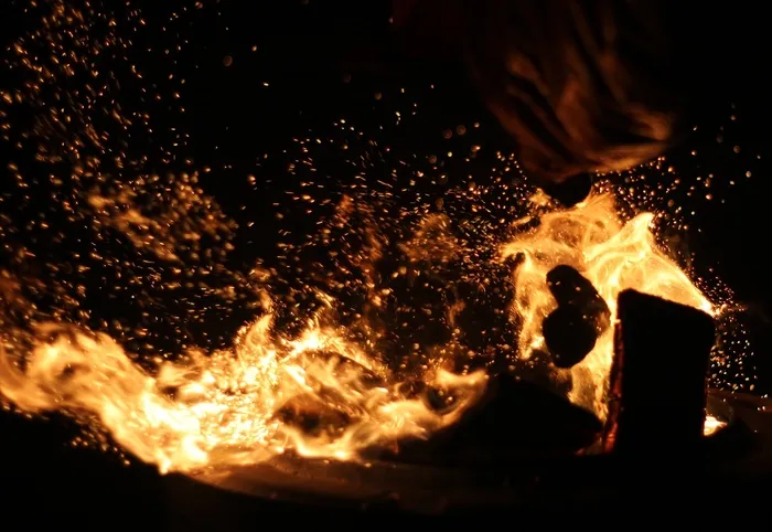 营地，火，营火，火焰，户外，木材，热