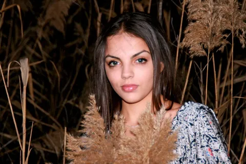 女孩，芦苇，野生，美