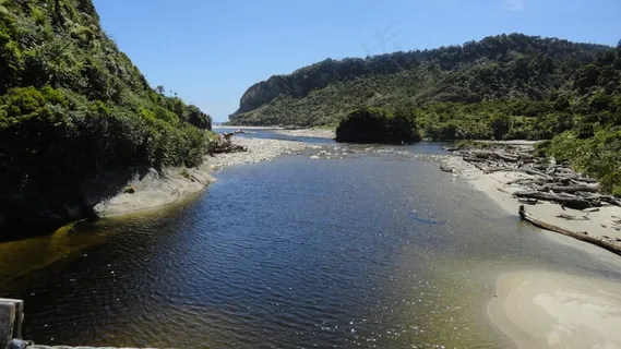 湖，银行，水域，水，河，沙，沙洲