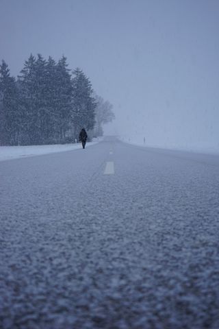 暴风雪，道路，回家的路，一个人，离开，冷，人