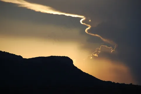 天空，傍晚的天空，云
