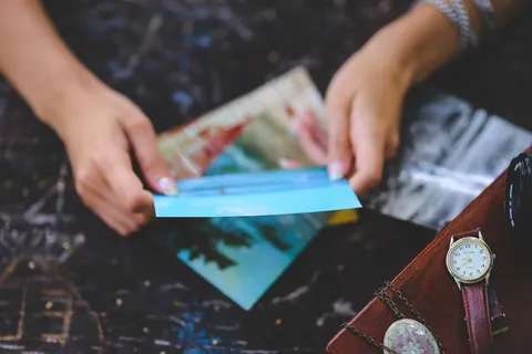 手，举行，控股，明信片，女性，女孩，女人