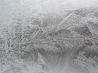 结冰，冬天的窗户，窗户上的霜