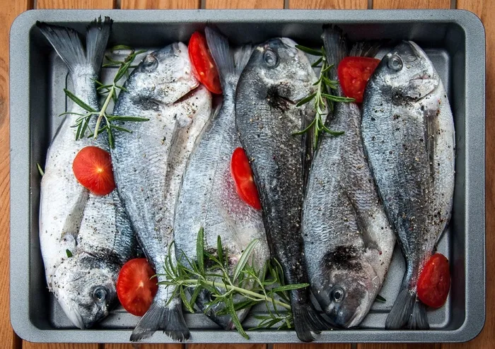 金头鱼，鱼类，烧烤，烧烤，准备