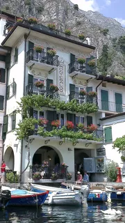 加尔达，加里达河畔利蒙，韦基奥港，水，港口