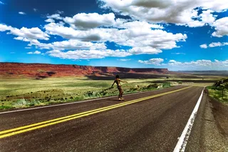 公路,天空,戈壁,草原,山峦,公路滑板手滑板人