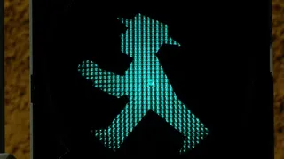 小绿人，交通信号灯，行人天桥