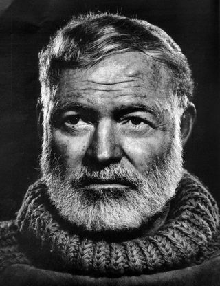 欧内斯特·海明威（Ernest Hemingway），小说作家，记者