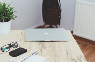 Macbook，笔记本电脑，计算机，技术，书桌，办公室