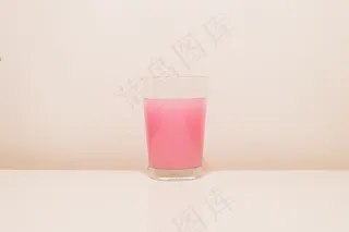 粉色，饮料，玻璃