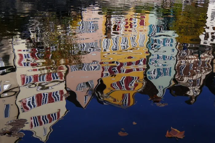 图宾根，镜像，变形，水，房屋