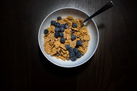 早餐,蓝莓,木材,碗,谷物,食品 早餐,蓝莓,木材,碗,谷物,食品