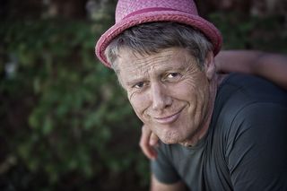 人物特写,老年人,男孩,美女,女孩,老人在粉红色的草帽的肖像