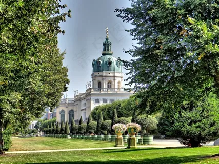 夏洛滕堡城堡,侧视图,Schlossgarten,柏林 夏洛滕堡城堡,侧视图,Schlossgarten,柏林