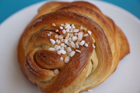 面包，吃，小吃，食品，食用，大块，鱼，饥饿