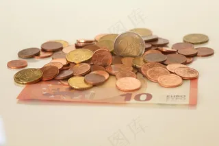 钱，欧元，美元的钞票，硬币，欧洲，货币