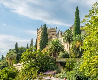 Isola Del Garda，意大利加尔达湖，体系结构