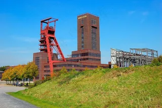 头架，比尔，诺德斯特恩，盖尔森基兴，布加