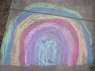 粉笔，人行道粉笔，彩虹，粉笔艺术