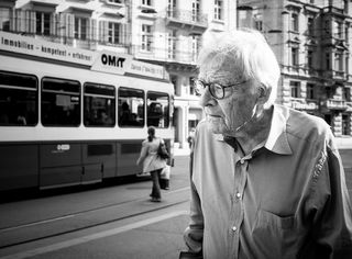 街道,轿车,人物特写,帽子,商场,我认识的人