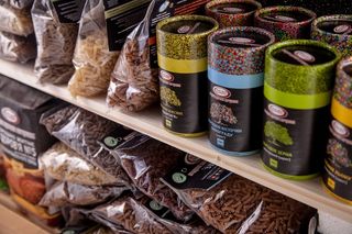 货架商店，货架与物品，管